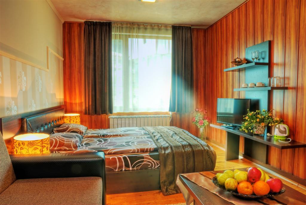 Forest Glade-Апартаменти И Стаи За Гости Pamporovo Room photo